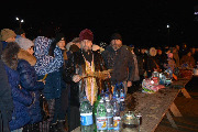 В ночь с 18 на 19 января 2017 года жители и гости Тбилисского района собрались на берегу карьера Ванновского сельского поселения, чтобы принять участие в таинстве водоосвящения. 