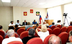 Глава Тбилисского поселения Виктор Чвикалов сложил свои полномочия