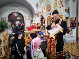 Воспитанники детского сада «Колокольчик» побывали в храме Андрея Первозванного