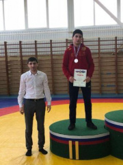 Тбилисский спортсмен стал серебряным призером в крае по вольной борьбе