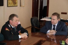 Евгений Ильин обсудил вопросы казачества с атаманом Кавказского отдела Кубанского казачьего войска
