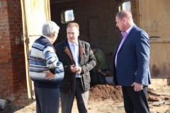 Евгений Ильин решает вопросы по благоустройству Тбилисской