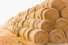 Уважаемые владельцы хозяйств! Продаются корма для животных!