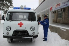 Тбилисской районной больнице вручили автомобиль скорой медицинской помощи