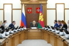 Порядка 300 тысяч детей отдохнут этим летом в Краснодарском крае