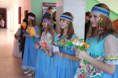 Жительниц Тбилисского района поздравили с наступающим 8 Марта