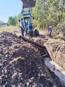 В Тбилисской продолжается строительство водовода по улице Тифлисской