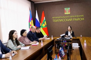 Неделя традиционно начинается с планерного совещания!