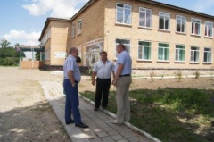 В Ловлинской ремонтируют школу и строят храм