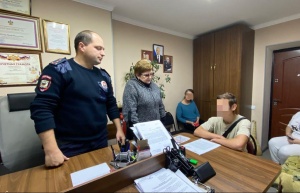 Представитель Общественного совета при Отделе МВД России по Тбилисскому району провела один день с участковыми