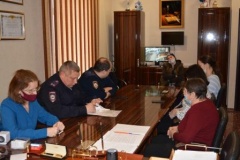 В администрации Ванновского поселения под председательством главы Александра Трубицына прошло очередное заседание территориальной комиссии по профилактике правонарушений