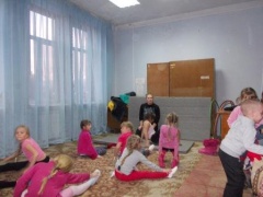 В Нововладимирской появился кружок гимнастики 