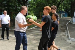 Глава района Евгений Ильин встретился со спортсменами в «Ласточке»