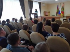 В Тбилисском районе провели совещание с муниципальными служащими