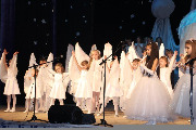 8 января 2018 года в Тбилисском районном Доме культуры состоялся заключительный этап V православного фестиваля «Рождественская звезда»