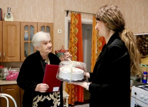 Сегодня свой 90-й день рождения отмечает Почетный житель Тбилисского района — Галина Никифоровна Березина!