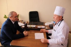 Глава Тбилисского района посетил больницу