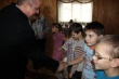 Глава Тбилисского района вручил подарки детям