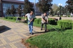 В станице Тбилисской прошел субботник