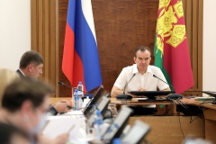 Губернатор поручил создать оперативный штаб по устранению перебоев с электроэнергией 