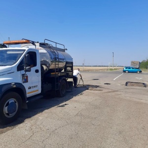 Начался ремонт дороги к поселку Первомайский