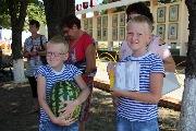 25 августа 2018 года с 7 утра на улице Первомайской начала работать сельскохозяйственная ярмарка
