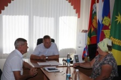 Глава Тбилисского района провел прием граждан