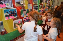 Фотовыставка «Живи настоящим! Смотри в будущее!» открылась в станице Тбилисской