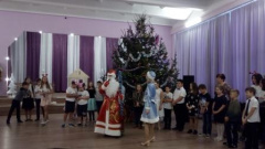 В шестой школе прошли новогодние праздники