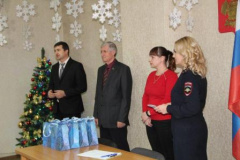 Накануне Дня Конституции юным тбилисцам вручили паспорта