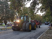 Тб­илисцы отмечают День ­района и День урожая.