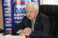 Депутат Госдумы Алексей Езубов провел прием граждан в Тбилисском районе