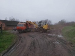 В Тбилисской на улице Почтой проходят работы по берегоукреплению