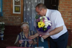 Глава Тбилисского района поздравил ветерана ВОв с 95-летием