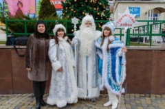 Дед Мороз и Снегурочки из Тбилисского района зажгли Новогоднюю звезду-2016