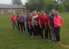 Нововладимировцы посоревновались в легкой атлетике