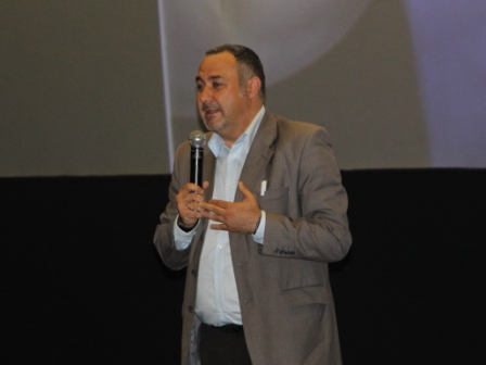 Тбилисским школьникам показали фильм об олимпийском чемпионе Александре Москаленко