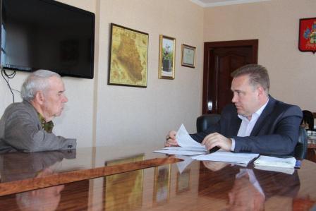 Прием граждан по личным вопросам провел глава Тбилисского района