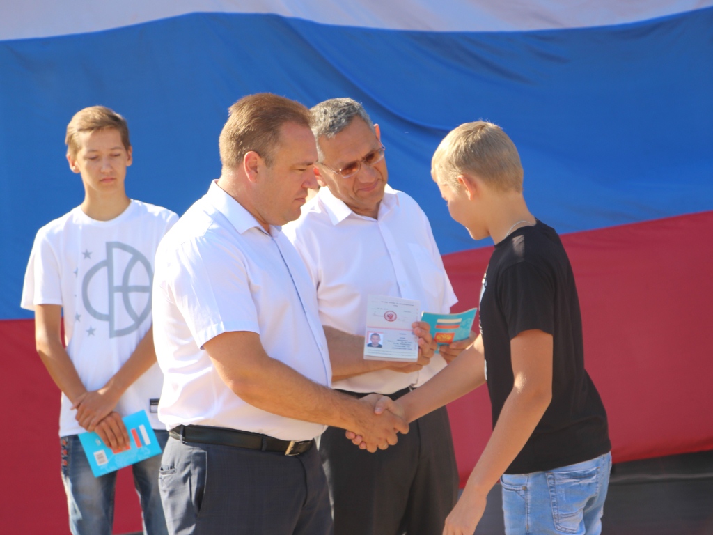 В Тбилисской состоялось торжественное вручение паспортов