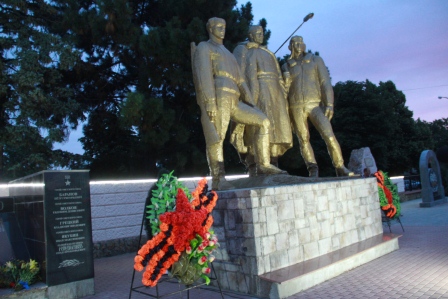 В Тбилисской в 4 утра состоялась акция «Свеча памяти»