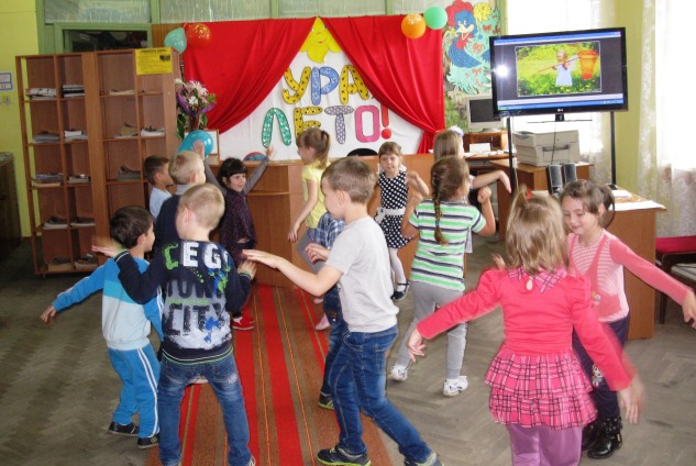 В детской библиотеке