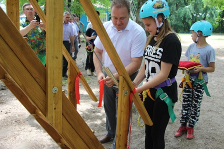 В Тбилисском районе открыли веревочный парк