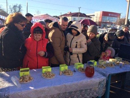 В Тбилисском районе проверили качество хлеба