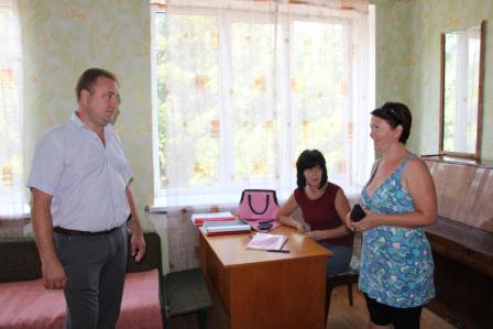 Глава района с рабочей поездкой посетил Песчаное поселение