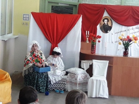 Театрализованное представление «Мы в гости к Пушкину спешим» 