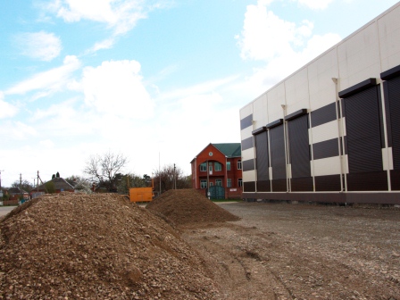 В Тбилисском районе строят социальные объекты 