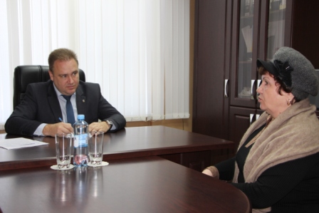 Евгений Ильин провел прием граждан 