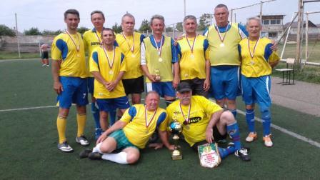 Тбилисцы завоевали Кубок турнира по футболу среди ветеранов