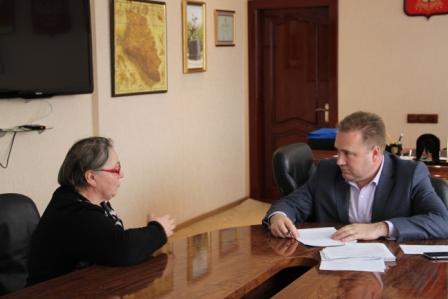 К главе Тбилисского района на приеме обратилось 12 человек