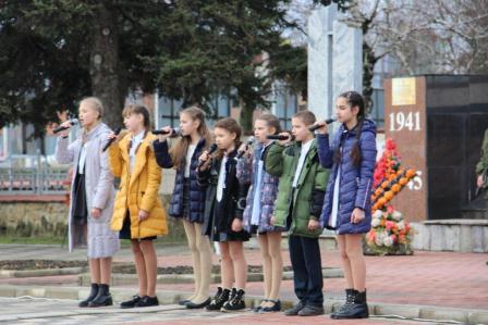 Тбилисцы почтили память погибших в Чеченской Республике